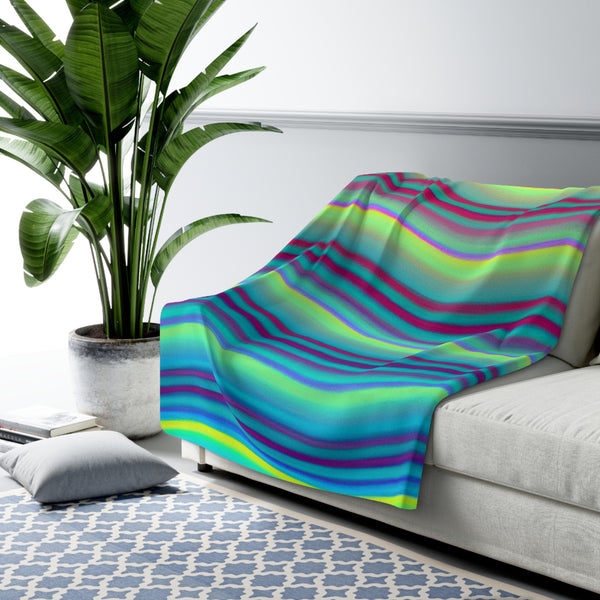 Wavy Design By Augustina Klimentina (Throw)