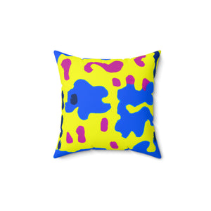 Design By: Rembrandt van Rijn (Pillow)