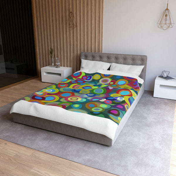 Circles and Swirl Design By: Johannes Vermeer (Duvet)